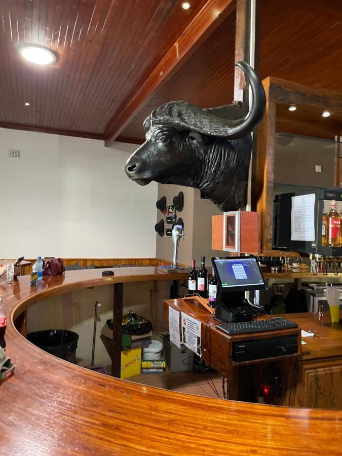 Buffalo Hotel Hectorspruit Buitenkant foto