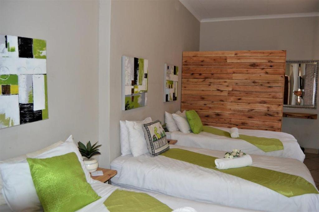 Buffalo Hotel Hectorspruit Buitenkant foto