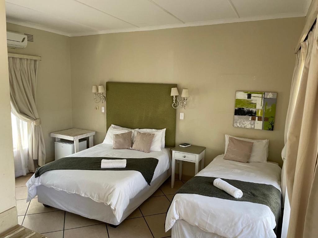 Buffalo Hotel Hectorspruit Buitenkant foto